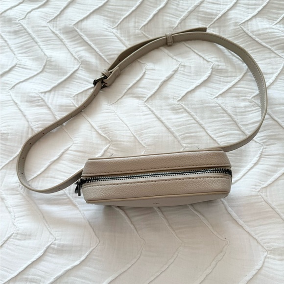 Ela Belt Handbag / Jillian Harris exclusive - color Dove - Picture 8 of 12